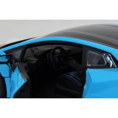 Lamborghini Hurac&aacute;n STO 1:14 azul 2,4GHz Puerta manual