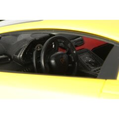 Lamborghini Countach LPI 800-4 1:16 amarillo 2,4 GHz