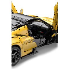 Maserati MC20 1:8 amarillo Bricks