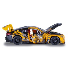 BMW M4 GT3 Diecast 1:24 gelb inkl. Knopfzellen